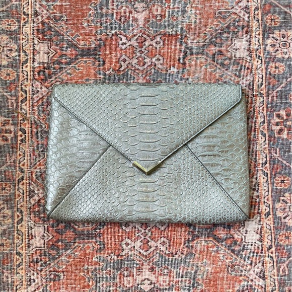 Stella & Dot Handbags - Stella & Dot Silver Animal Print Faux Leather Clutch Purse